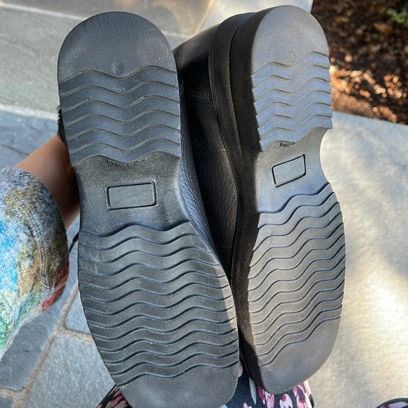 Santana Canada lace up boots size 7.5 size 7 with socks - Picture 7 of 10